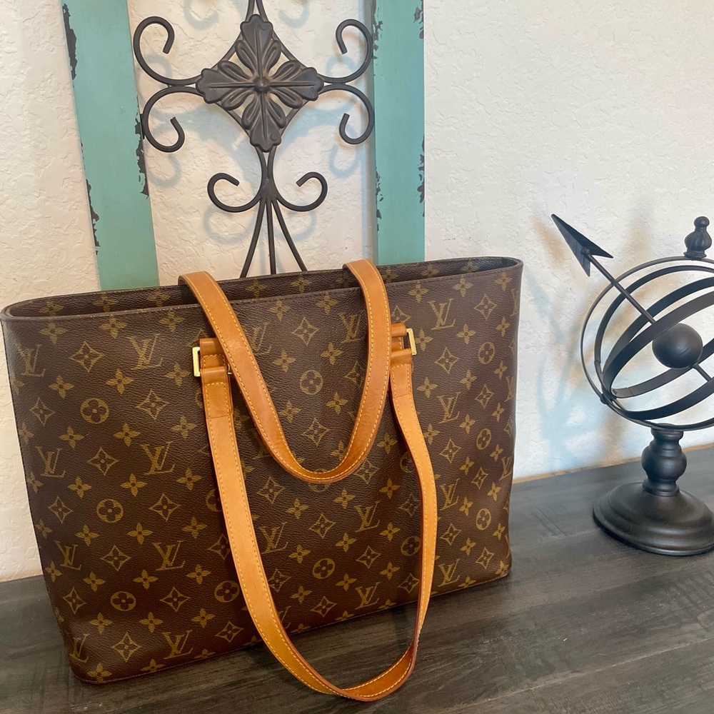 Louis Vuitton Luco Monogram Tote